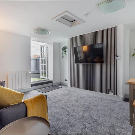 Whiskawaystays - Foregate Street - Apartment 5 วุร์สเตอร์ ภายนอก รูปภาพ