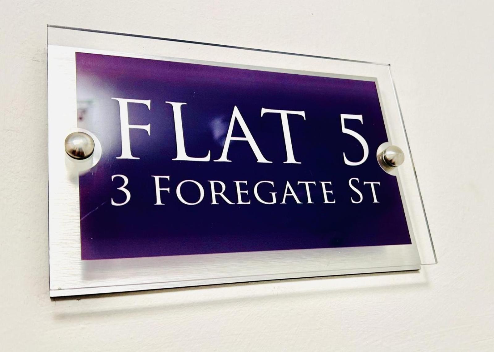 Whiskawaystays - Foregate Street - Apartment 5 วุร์สเตอร์ ภายนอก รูปภาพ