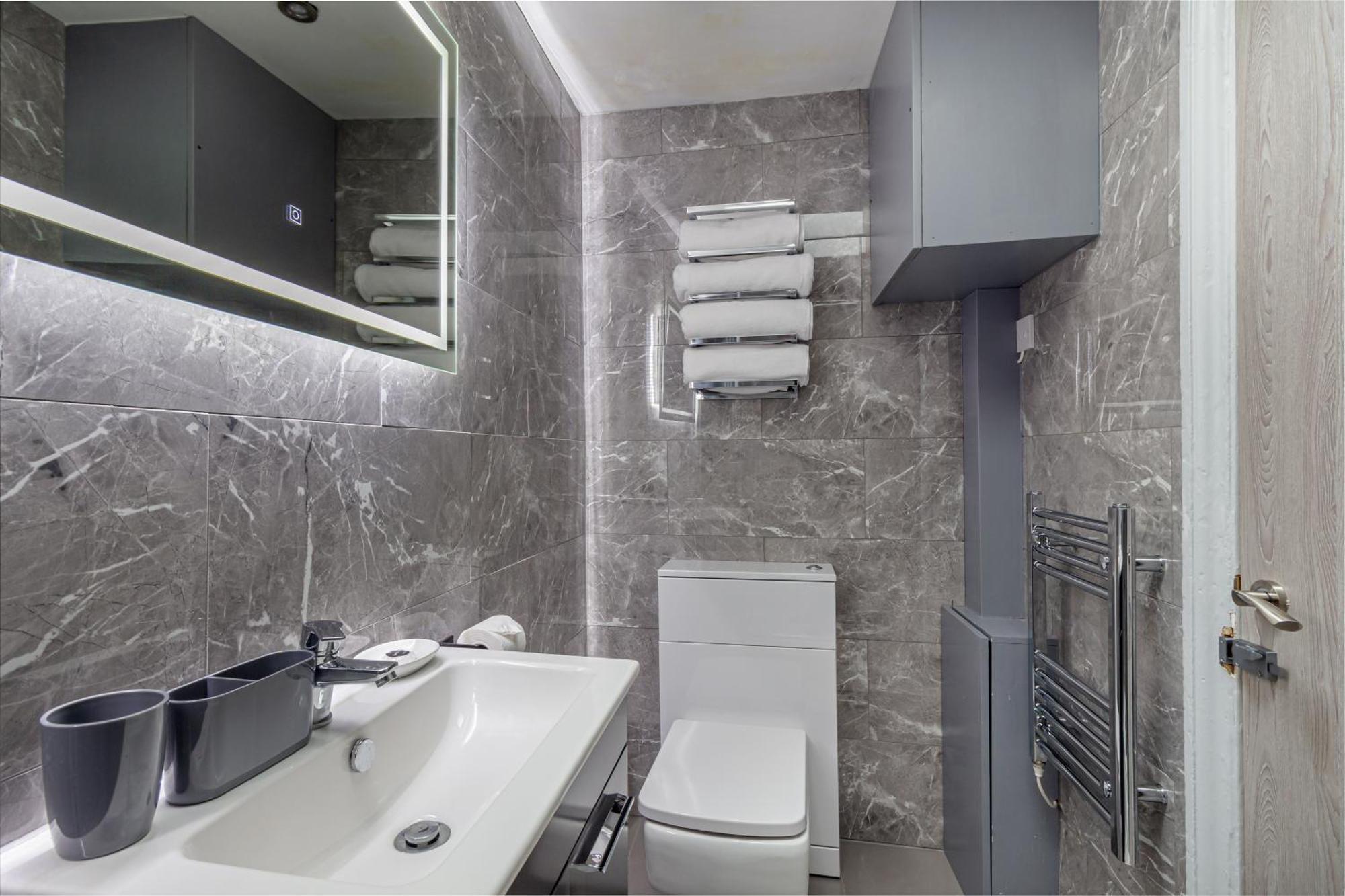 Whiskawaystays - Foregate Street - Apartment 5 วุร์สเตอร์ ภายนอก รูปภาพ