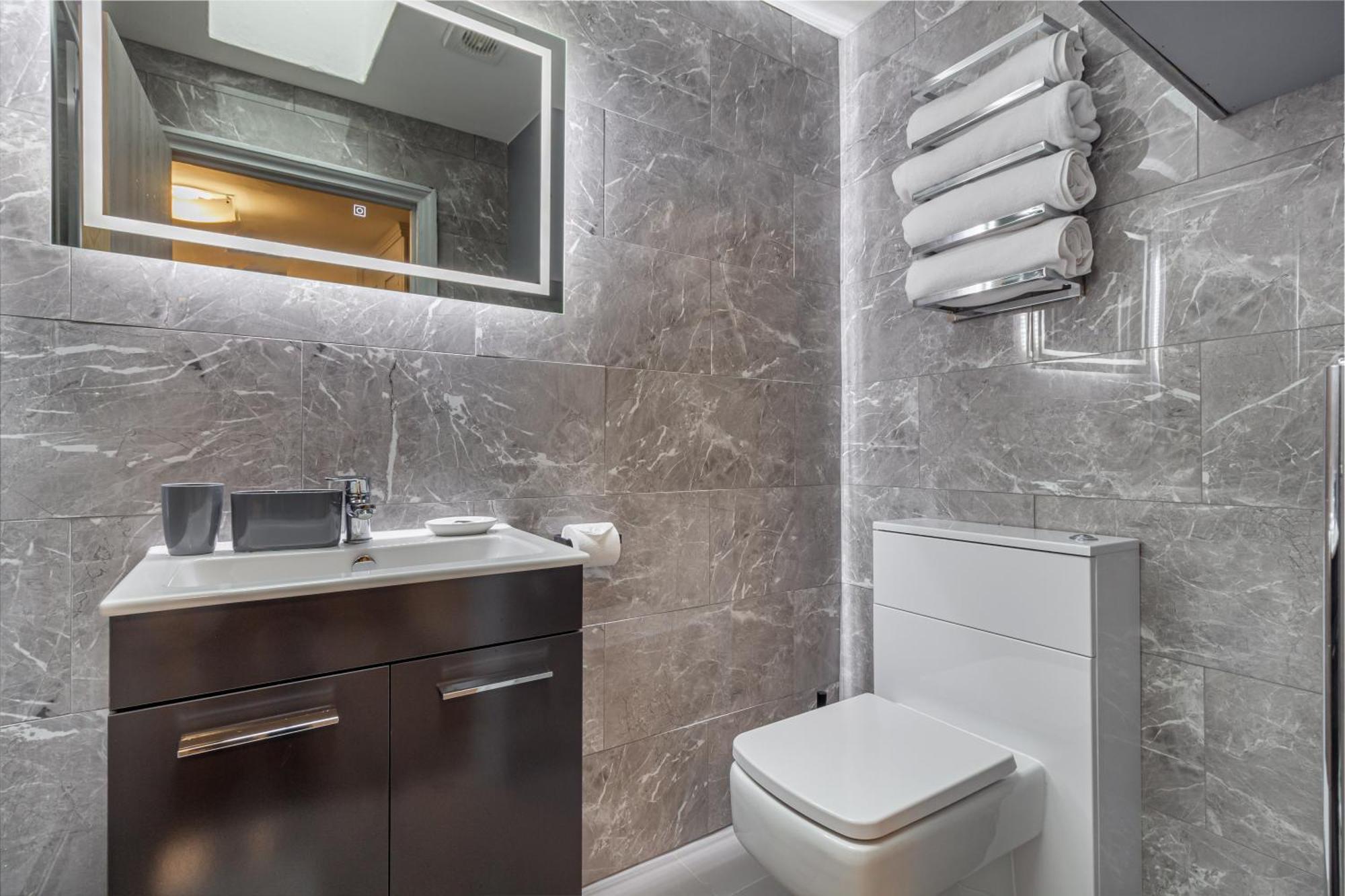 Whiskawaystays - Foregate Street - Apartment 5 วุร์สเตอร์ ภายนอก รูปภาพ